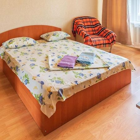 Квартира По Адресу Приозерная 8 Б Оболонь Kiev Eksteriør bilde